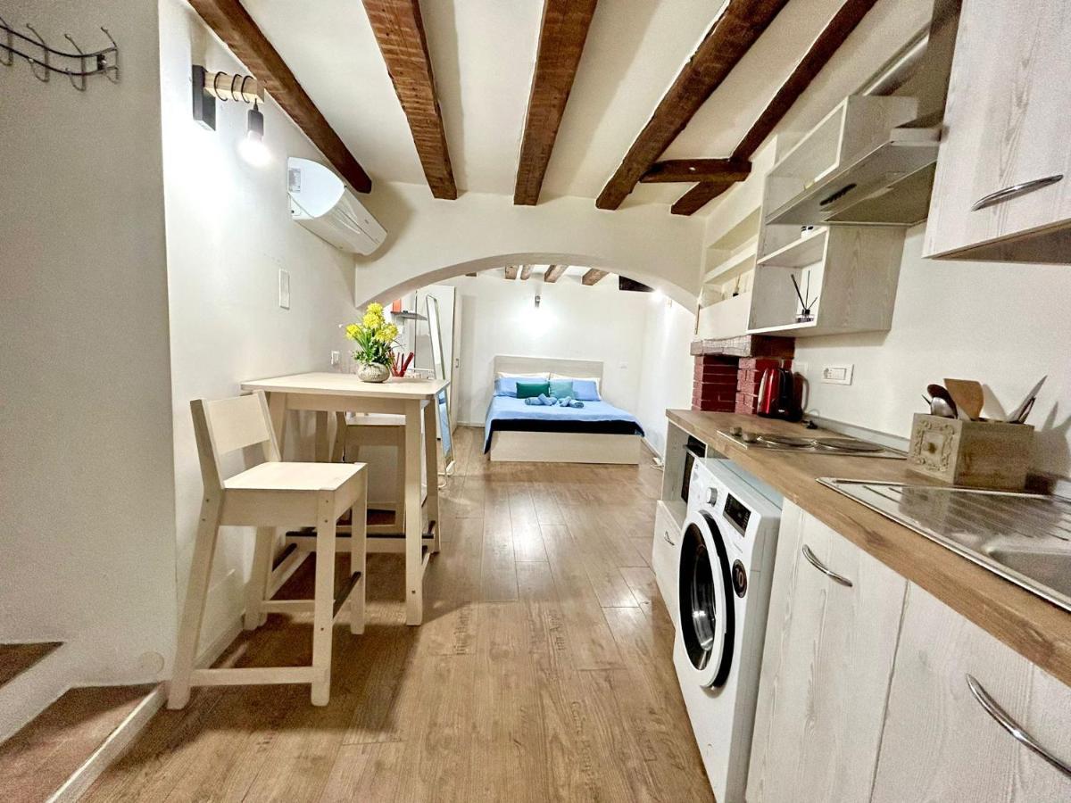Residence Zar - 2 Trieste Eksteriør billede